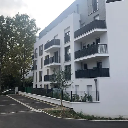 Grande Chambre 14 M2 Avec Salle De Bain Privative A Nanterre Prefecture Proche La Defense Arena Campus Sncf Et Paris Extérieur photo